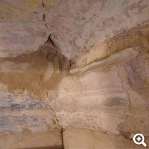 Alte Rohrgeflechtdecke in einem alten Bauernhaus